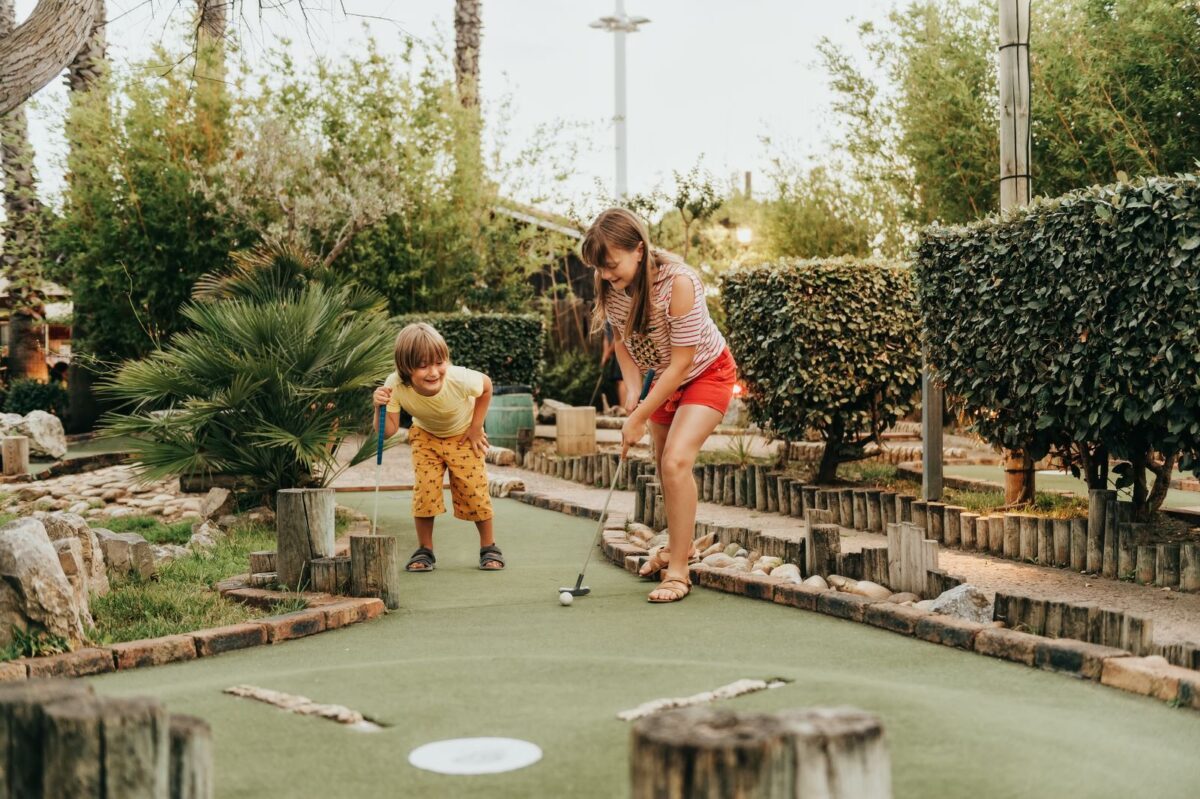 Mini golf course in PCb
